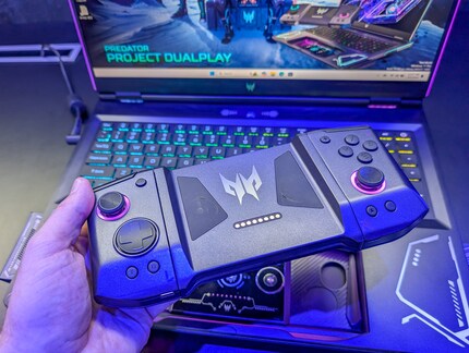 Zo ziet de controller eruit, die verborgen zit onder het touchpad.