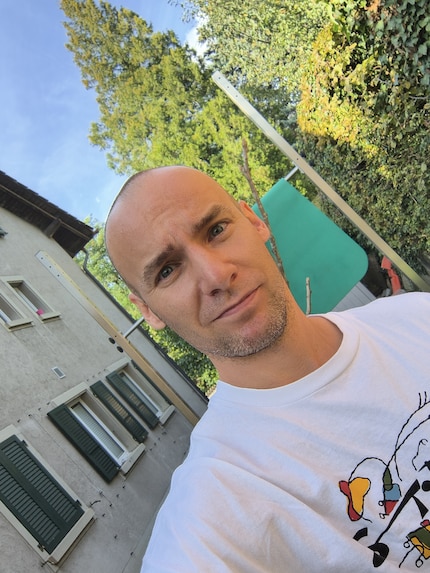 The front camera delivers decent selfies.