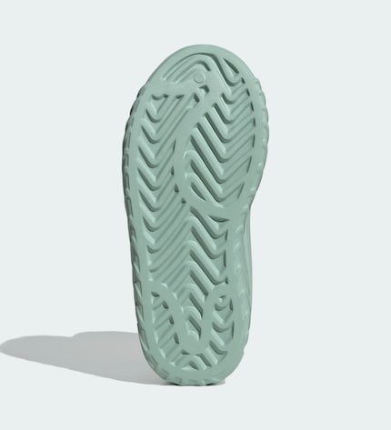 La scarpa ha un profilo decente.