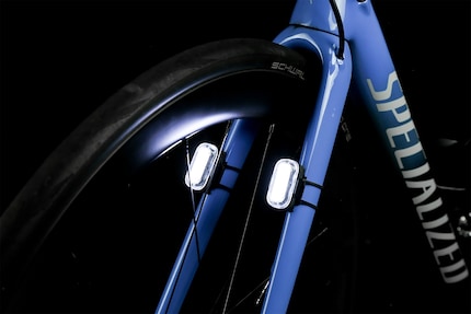 Das «Firefly Mini» von Lumos als Fahrradlicht.