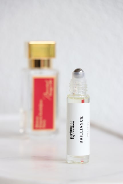 Der Hersteller beschreibt den Duft als süss und holzig.