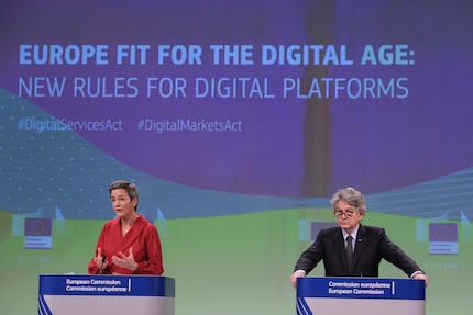 Margrete Vestager et Thierry Breton de la Commission européenne sont quasiment les parents de la DSA.