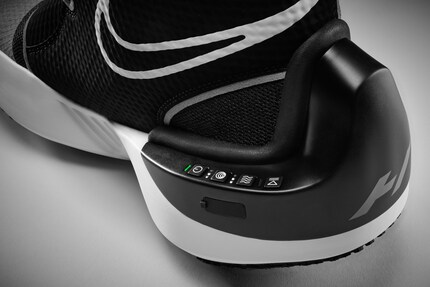 La chaleur et le massage peuvent être contrôlés indépendamment ou de manière synchronisée dans chaque pied en appuyant sur un bouton.