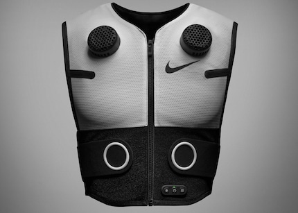 Une bonne régulation de la température : Le gilet réchauffe ou rafraîchit selon les besoins pour améliorer la préparation et la récupération après l'effort.