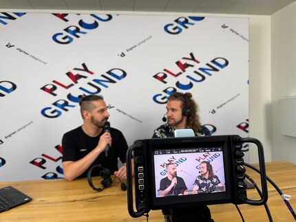 Andi (sinistra) e Gardalus (destra) commentano le partite.