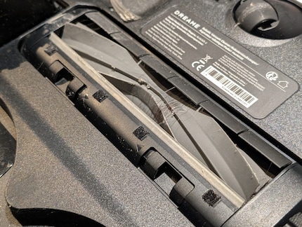 Die Standard-Bürste wickelt lange Haare auf.