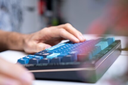 The keyboard is also fun to play games on.