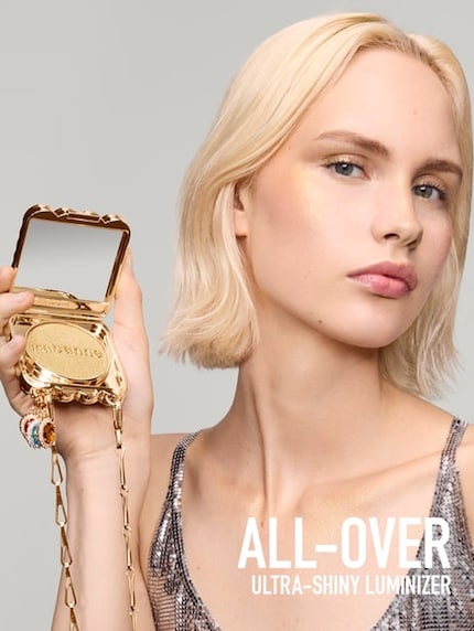 If you want, you can wear the powder around your neck like a bag. I've never felt the need, but it's good to know that it works.