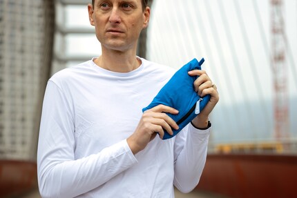 Good to go: the running vest from Mammut in its smallest possible form.