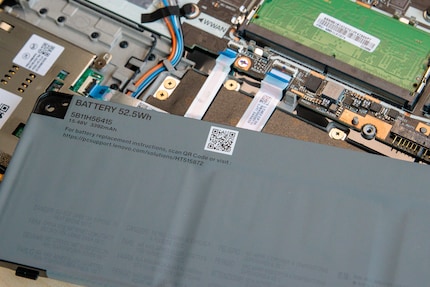 Der einzige funktionierende QR-Code befindet sich auf der Batterie.