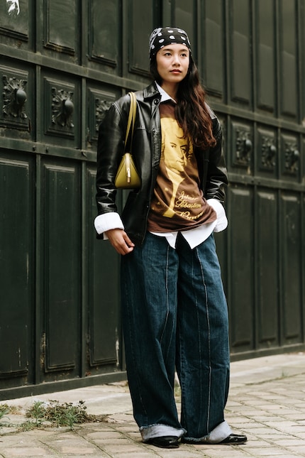 Dans la mode féminine aussi, les looks baggy sont aujourd'hui courants.