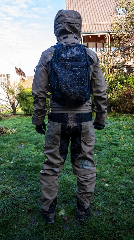 Aujourd'hui, je reste au sec et au chaud.