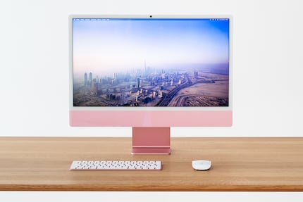 Apple’s given the iMac an LCD display with an IPS panel. It’s okay, but nothing special.