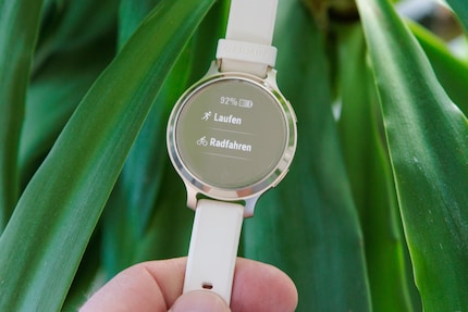 Les activités de démarrage rapide peuvent être définies dans les paramètres de la montre.