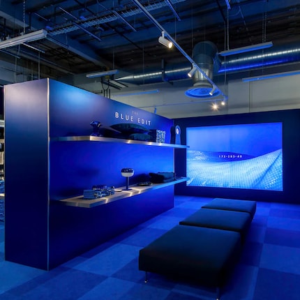 Blaue Highlights aus dem «Blue Edit» shoppen.