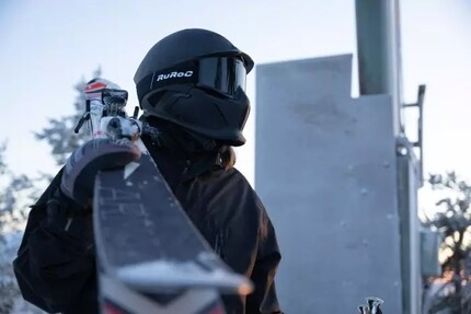 Es gibt den «RG2» von Ruroc auch in der schwarzen «Darth Vader»-Variante.