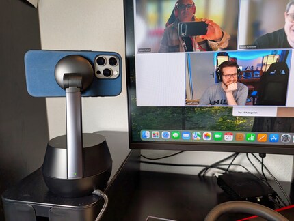 I used the iPhone on the Belkin stand as a webcam for video calls - here with the main camera.