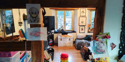 Be it between the parlour and dining room ...