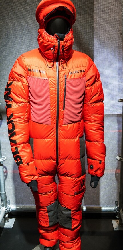 Ausnahmsweise freie Sicht auf den preisgekrönten «Watusi G2 Expedition Suit» von Blackyak.