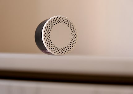 La capsule parfumée est ouverte et déverrouillée avant utilisation.