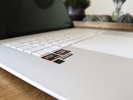 With the new Ryzen AI 300, AMD was able to celebrate a major increase in efficiency using x86 architecture.