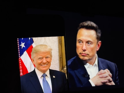 Musk a vu ses revenus publicitaires diminuer.