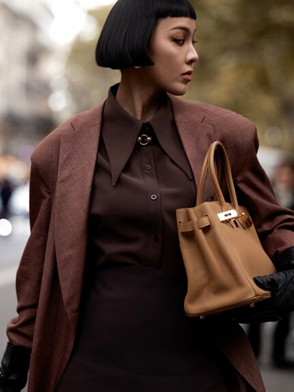 Streetstyle an der Paris Fashion Week Frühling/Sommer 25.