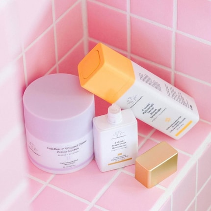 La crème Lala Retro Whipped Cream (violette) ne laisse pas passer l’air.