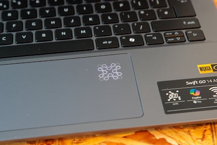 The AI Lightning Touchpad in action.