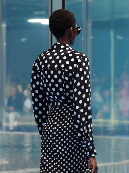 Carolina Herrera spring/summer 25: Bigger dots can be combined with smaller ones.
