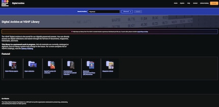 Im digitalen Archiv kannst du dich durch Dokumente, Zeitschriften oder Transkripte durchklicken.