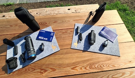 Lieferumfang beider Wärmebildgeräte.