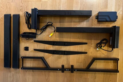 The small number of individual parts are quick to assemble.