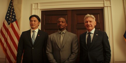 Politici verschijnen en praten precies zoals je op de basisschool dialogen voor politici zou schrijven. Er is niets diepzinnigs aan.