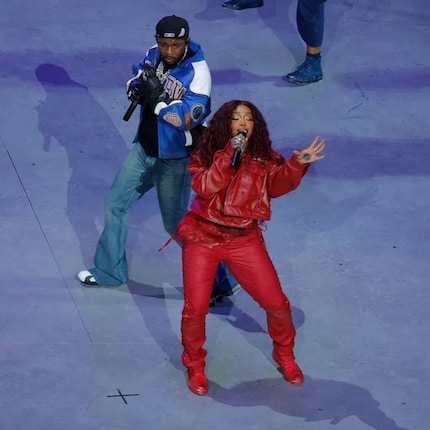 Kendrick Lamar et SZA se produisent au Super Bowl.