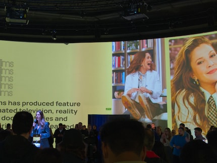 L'actrice Drew Barrymore s'engage également pour une utilisation des technologies modernes sans danger pour les enfants.