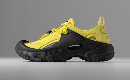 La nouvelle Trailbreak de Crocs EXP en jaune fluo.