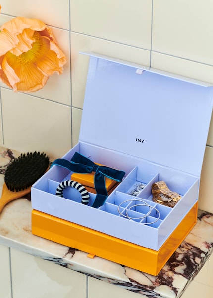 Que ce soit pour les bijoux ou d’autres petits objets, ce design fait bonne figure.