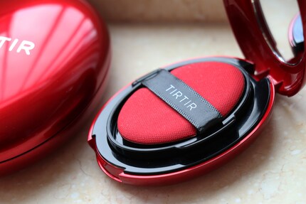 Also available in mini size.