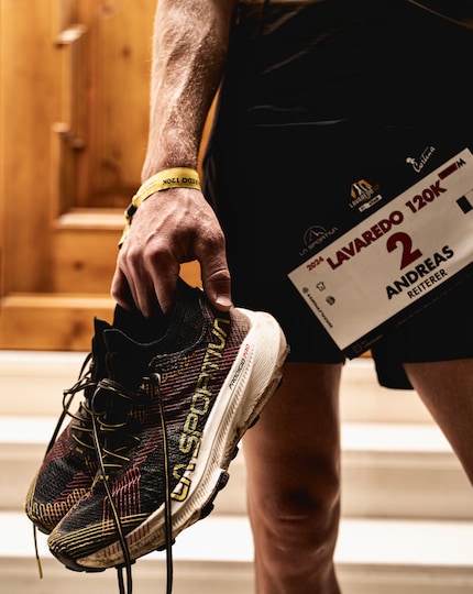L'ultra-marathonien Andreas Reiterer portait la «La Prodigio Pro» lors du Lavaredo Ultra Trail 2024.