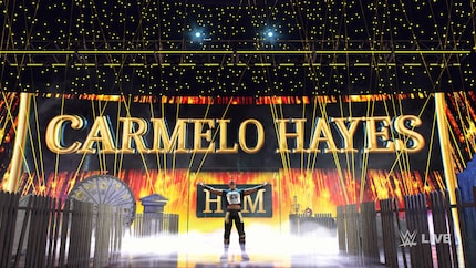 L'ambiance sait se faire apprécier par de nombreux catcheurs. L'entrée de Carmelo Hayes me donne l'impression de regarder une édition live de Smackdown.