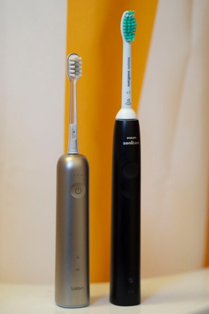 Compared to the Philips Sonicare Series 3100, the Wave is more compact.
