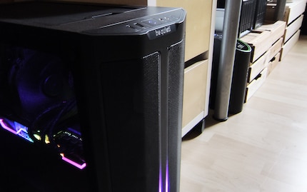 In the event of an outage, my gaming PC gets power from the Back-UPS Pro for a few minutes. Same goes for my modem, router, switch, Hue Bridge and NAS.