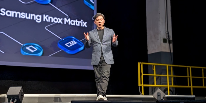 Charlie Chulho Bae pendant la présentation du "Monde de Samsung" / Photo : Luca Fontana Charlie Chulho Bae pendant la présentation du "Monde de Samsung" / Photo : Luca Fontana