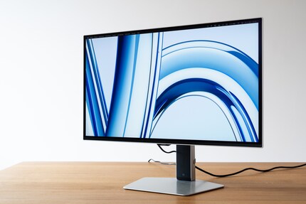 Samsung’s also adopted its classic Odyssey OLED design for the G81SF.