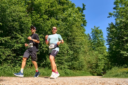 I practically never run alone and enjoy the conversations, encounters and beautiful route.