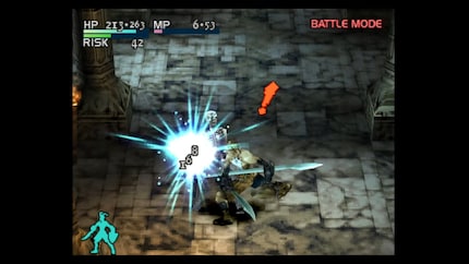 If I press the attack button when the exclamation mark appears, I can combo moves.