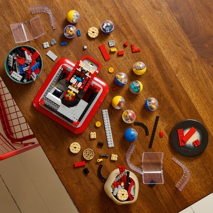 Das Set richtet sich an Erwachsene. Denn der Zusammenbau der Mechanik erfordert einige Schritte.