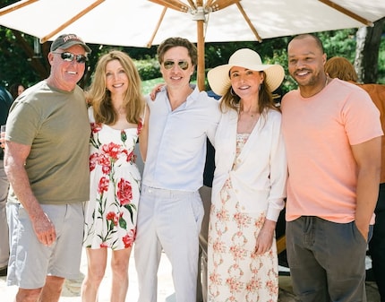 Viele der Darsteller sind immer noch gut befreundet. Auf dem Foto stehen von links nach rechts: John C. McGinley, Sarah Chalke, Zach Braff, Christa B. Miller und Donald Faison.