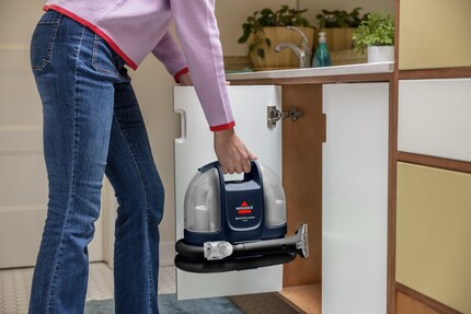 Das kompakte Gerät braucht wenig Stauraum.